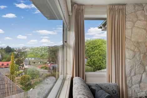 Photo of property in 1 Colquhoun Street, Glenross, Dunedin, 9011