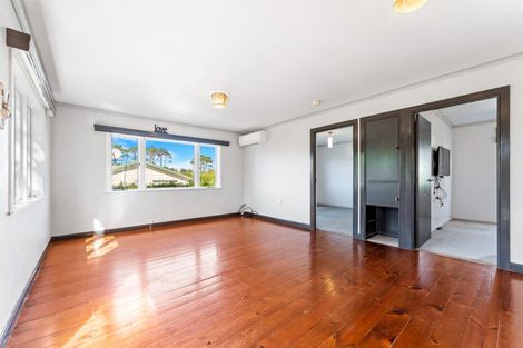 Photo of property in 10 Brandon Road, Manly, Whangaparaoa, 0930