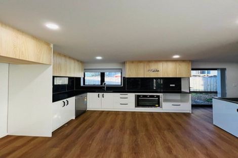 Photo of property in 10a Benton Place, Manurewa, Auckland, 2102