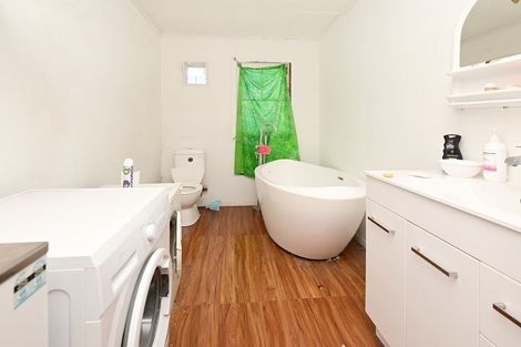 Photo of property in 18 Birdwood Road, Pukekohe, 2120