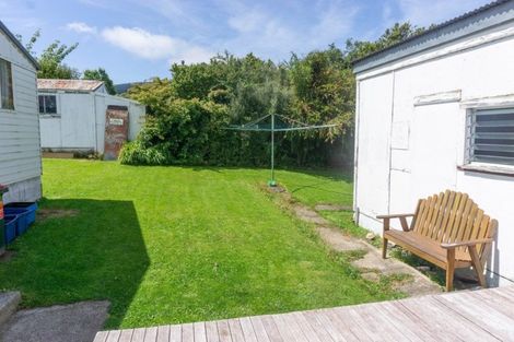 Photo of property in 3 Kaira Street, Sawyers Bay, Port Chalmers, 9023