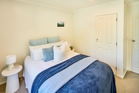 Photo of property in 22 Domanski Crescent, Owhiro Bay, Wellington, 6023