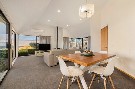 Photo of property in 110b Wynyard Crescent, Fernhill, Queenstown, 9300