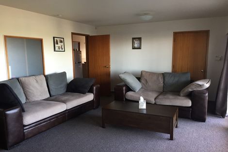 Photo of property in 17 Cashmere Place, Glenfield, Auckland, 0629