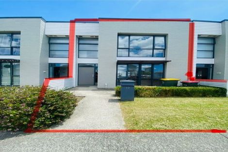 Photo of property in 12 Hakaro Way, Takanini, 2112