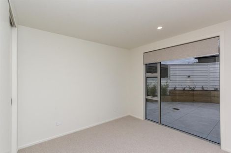 Photo of property in 4 Mackillop Way, Brooklands, New Plymouth, 4310