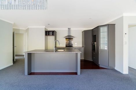 Photo of property in 5 Elenora Close, Grandview Heights, Hamilton, 3200