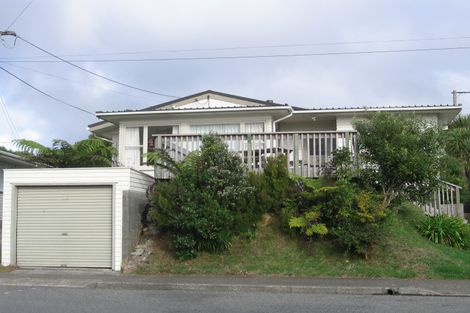 Photo of property in 39 Mark Avenue, Paparangi, Wellington, 6037