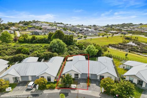 Photo of property in 21 Fairwater Road, Warkworth, 0910