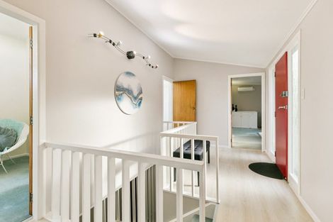 Photo of property in 5 Kau Kau Way, Ngaio, Wellington, 6035