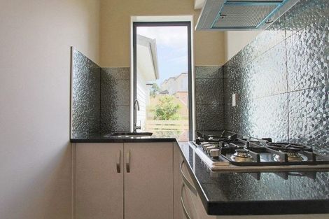 Photo of property in 25c Arrowsmith Drive, Flat Bush, Auckland, 2019