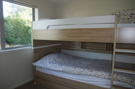 Photo of property in 17 Moraine Place, Lake Hawea, Wanaka, 9382