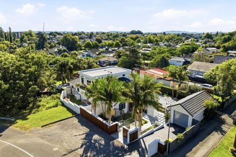 Photo of property in 1 Woodstock Road, Fairfield, Hamilton, 3214