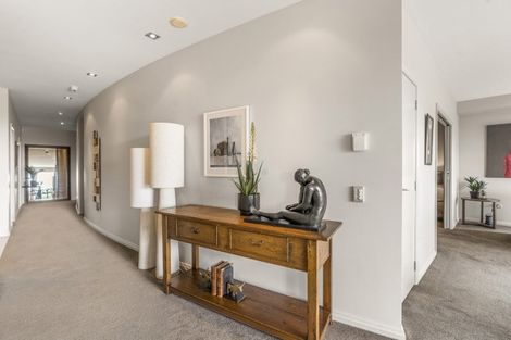 Photo of property in Gb/2 Bassett Road, Remuera, Auckland, 1050
