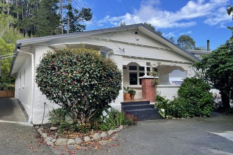 Photo of property in 12 Elmslie Road, Pinehaven, Upper Hutt, 5019