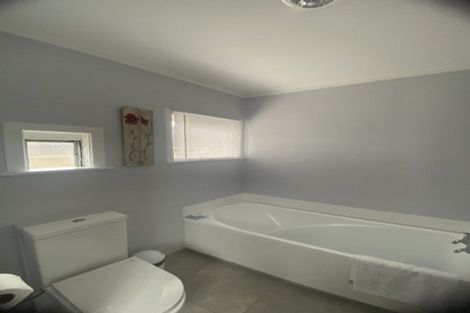 Photo of property in 21 Clifton Road, Haumoana, 4102