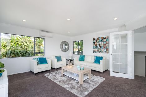 Photo of property in 14 Lesa Annis Place, Henderson, Auckland, 0612