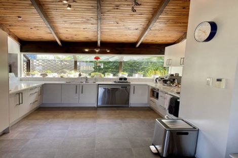 Photo of property in 68 Bruce Mclaren Road, Henderson, Auckland, 0612