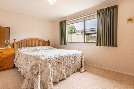 Photo of property in 2 Kanawa Street, Waikanae, 5036