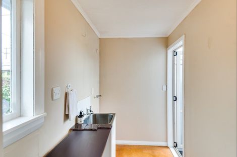 Photo of property in 180 Porangahau Road, Waipukurau, 4200