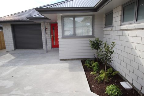 Photo of property in 52a Weston Avenue, Roslyn, Palmerston North, 4414
