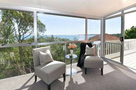 Photo of property in 252 Whangaparaoa Road, Red Beach, 0932