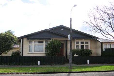 Photo of property in 3 Argyle Avenue, Takaro, Palmerston North, 4410