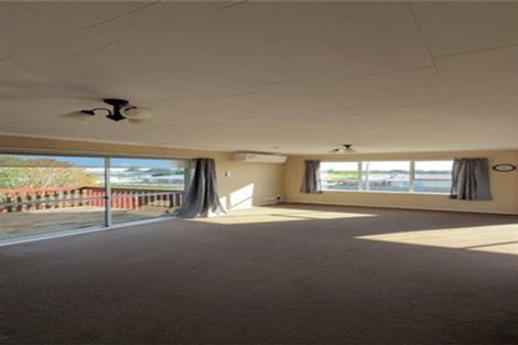 Photo of property in 23 Glamis Avenue, Bell Block, New Plymouth, 4312