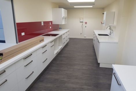 Photo of property in 6 Young Street, New Plymouth, 4310