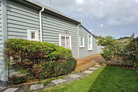 Photo of property in 205 Mount Smart Road, Onehunga, Auckland, 1061