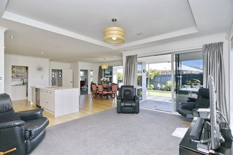 Photo of property in 21 Sovereign Boulevard, Kaiapoi, 7630