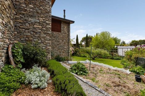 Photo of property in 3 Kinnibeg Street, Albert Town, Wanaka, 9305