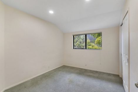 Photo of property in 4 San Ambrosio Rise, Henderson, Auckland, 0612