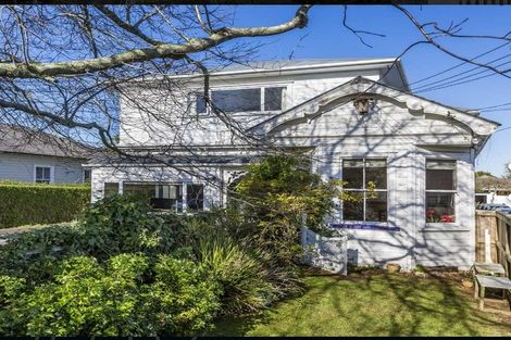 Photo of property in 14 Bedford Street, Te Atatu South, Auckland, 0610