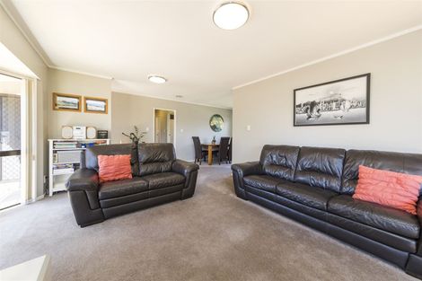 Photo of property in 125 Amberley Avenue, Highbury, Palmerston North, 4412