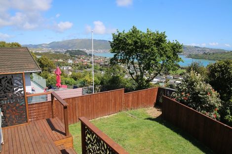 Photo of property in 76 Eskdale Road, Papakowhai, Porirua, 5024
