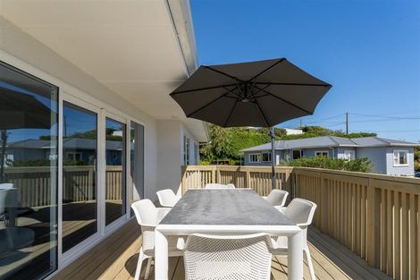 Photo of property in 68 Arapiki Road, Stoke, Nelson, 7011