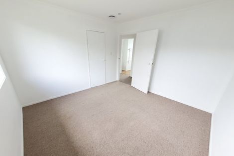 Photo of property in 12 Lipton Grove, Opaheke, Papakura, 2113