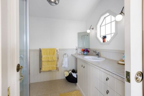 Photo of property in 12 Kahurangi Place, Snells Beach, 0920