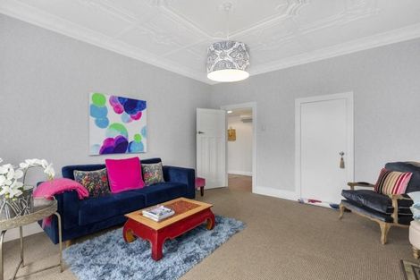 Photo of property in 274 Macandrew Road, Forbury, Dunedin, 9012