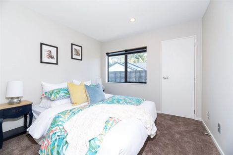Photo of property in 7 Kahika Grove, Huapai, Kumeu, 0810