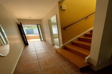 Photo of property in 12/93a Kelburn Parade, Kelburn, Wellington, 6012