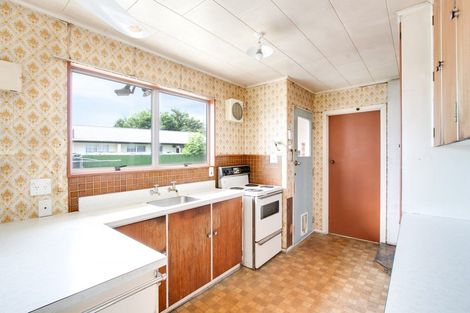 Photo of property in 2 Cabot Place, Flaxmere, Hastings, 4120