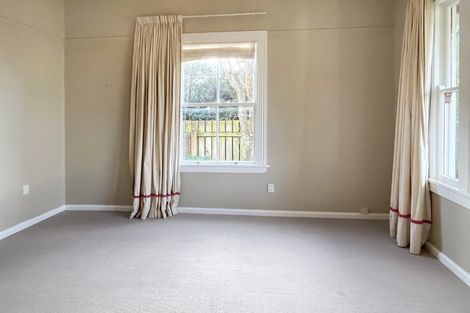 Photo of property in 46 Lombard Street, Palmerston North, 4410