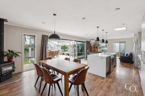 Photo of property in 31 Butterworth Crescent, Papamoa Beach, Papamoa, 3118