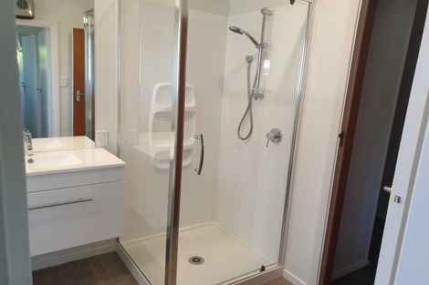 Photo of property in 6 Oakdale Street, Avonhead, Christchurch, 8042