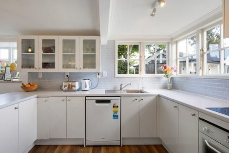 Photo of property in 16 Cowley Drive, Leamington, Cambridge, 3432