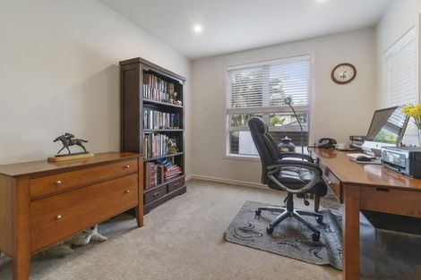 Photo of property in 100 Picasso Drive, West Harbour, Auckland, 0618