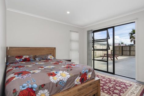 Photo of property in 18 Monilia Way, Papamoa Beach, Papamoa, 3118