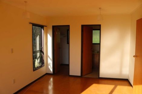 Photo of property in 7 Saint Aidans Way, Tawa, Wellington, 5028